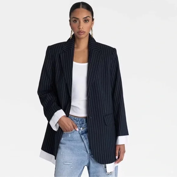 KBB by KAHLANA Women's 'The Shirt Blazer' - Navy/White Striped - Picture 3 of 3